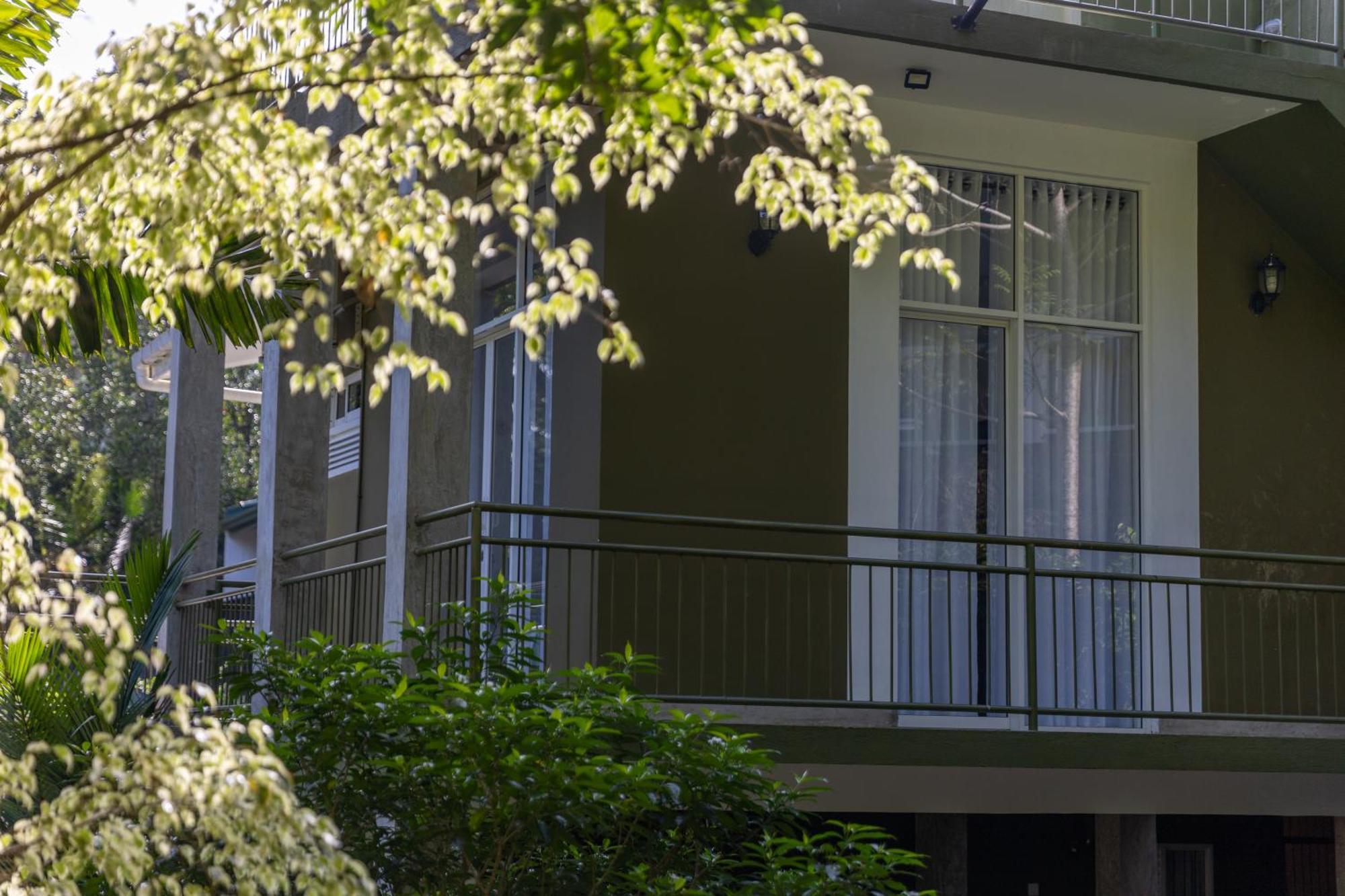 Greenwood Edge Kandy Exterior photo