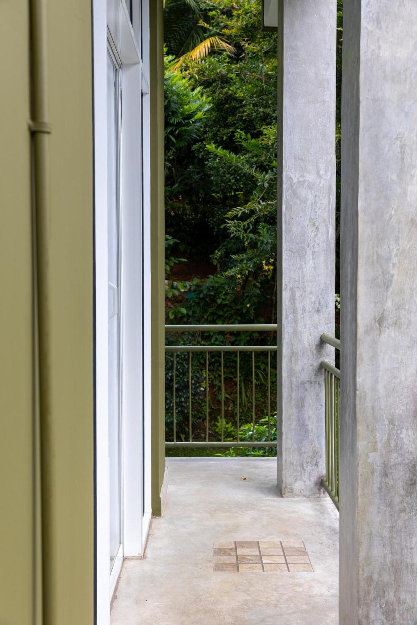 Greenwood Edge Kandy Exterior photo